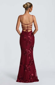 Figurbetontes Maxi Kleid mit Spitze