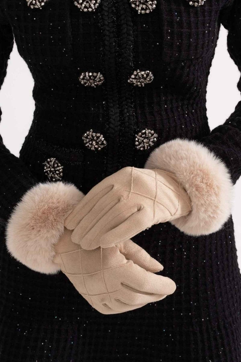 Gefütterte Handschuhe
