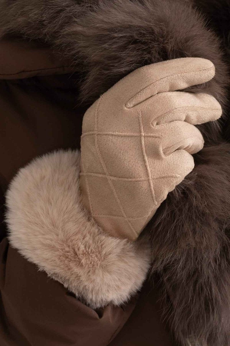 Gefütterte Handschuhe