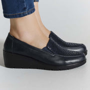 Roose | Elegante Keil-Mokassins mit strukturiertem Detail