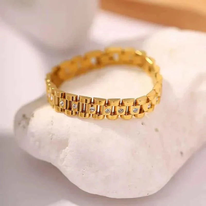 Goldenes Gliederarmband