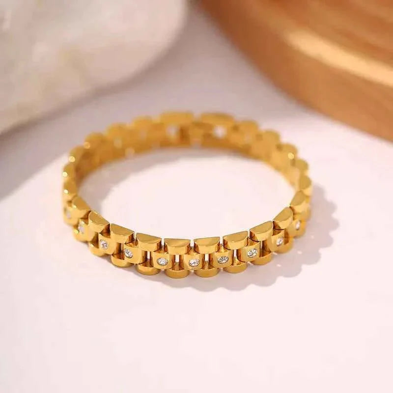 Goldenes Gliederarmband