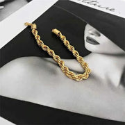Goldenes Kettenarmband