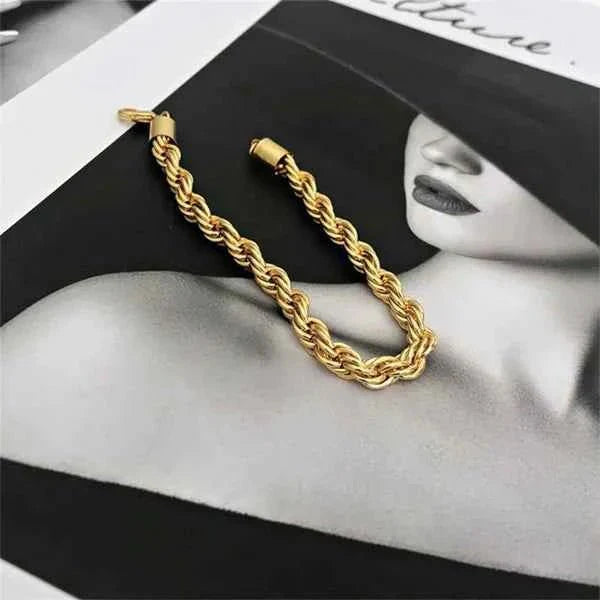 Goldenes Kettenarmband