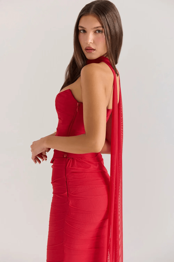 Hailey Kleid – Trägerloses Corsagen-Maxikleid mit Raffung