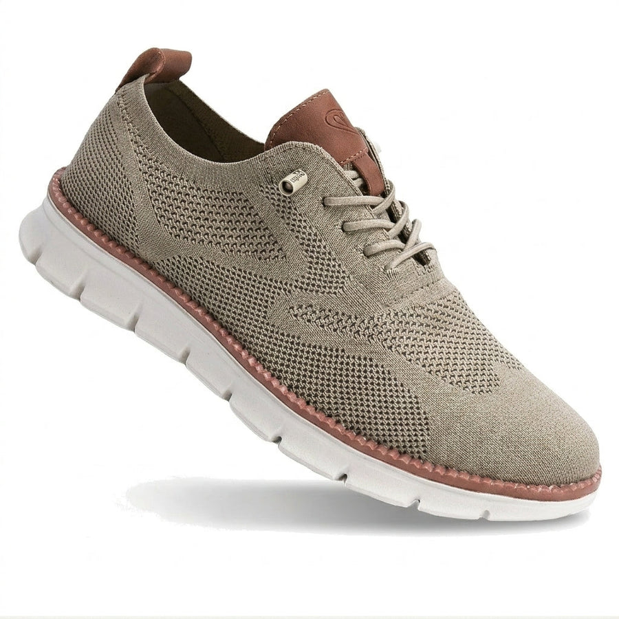 Herren-Freizeitschuhe aus Strick mit profilierter Sohle und Schnürung