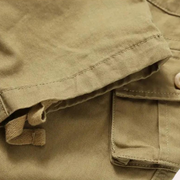 Herren Hose mit Mehrfachen Aufgesetzten Taschen und Gürtelstruktur