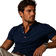 Herren Kurzarm Oberteil mit Drei Knopf Leiste