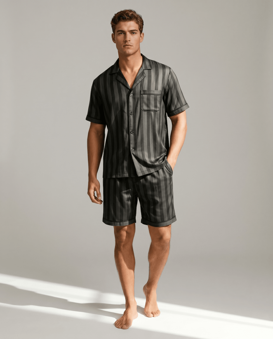 Herren Schlafanzug kurz gemustert mit Hemd und Shorts