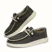Herren Schnürschuhe mit strukturierter Oberfläche und kontrastierender Sohle