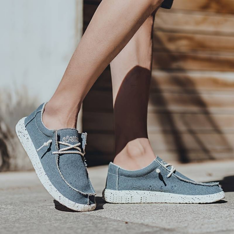 Herren Schnürschuhe mit strukturierter Oberfläche und kontrastierender Sohle