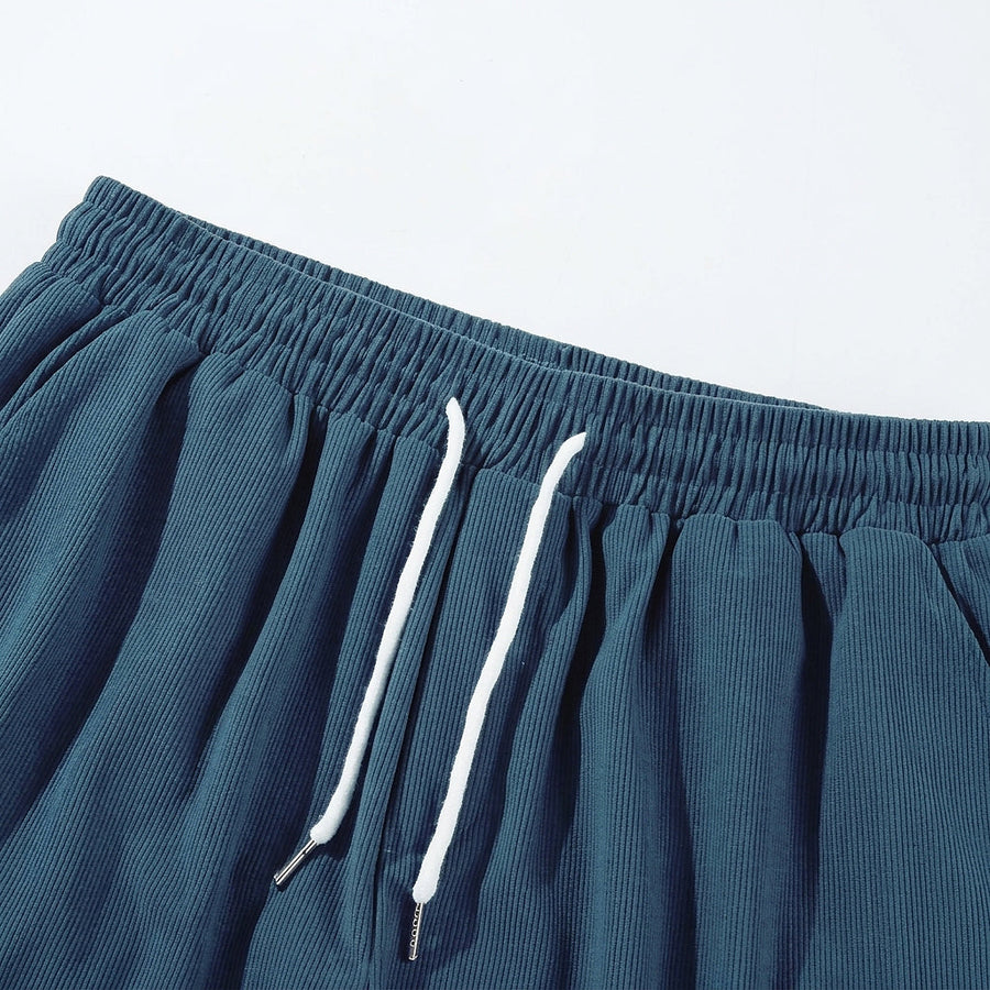 Herren Shorts mit Kordelzug und aufgenähtem Etikett