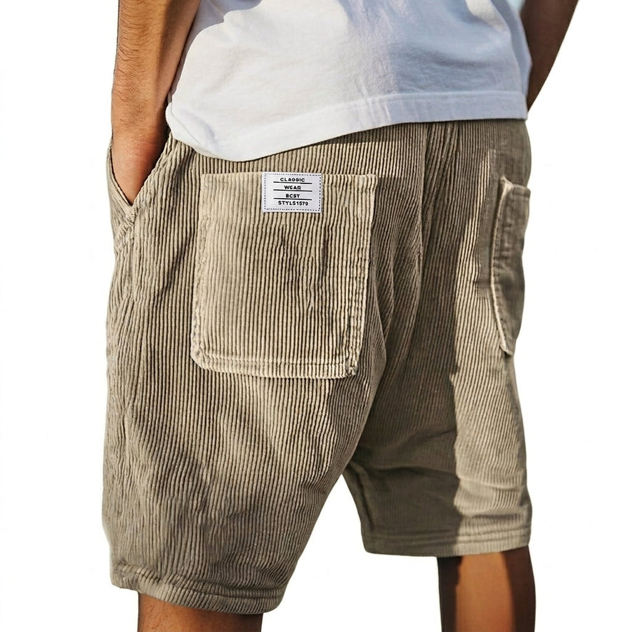 Herren Shorts mit Rippenstruktur und aufgesetzten Taschen