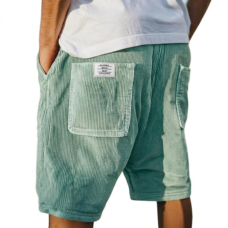 Herren Shorts mit Rippenstruktur und aufgesetzten Taschen
