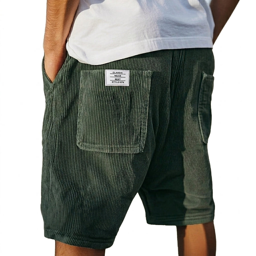 Herren Shorts mit Rippenstruktur und aufgesetzten Taschen