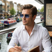 Herren Sonnenbrille mit quadratischen Gläsern und verziertem Bügeldetail