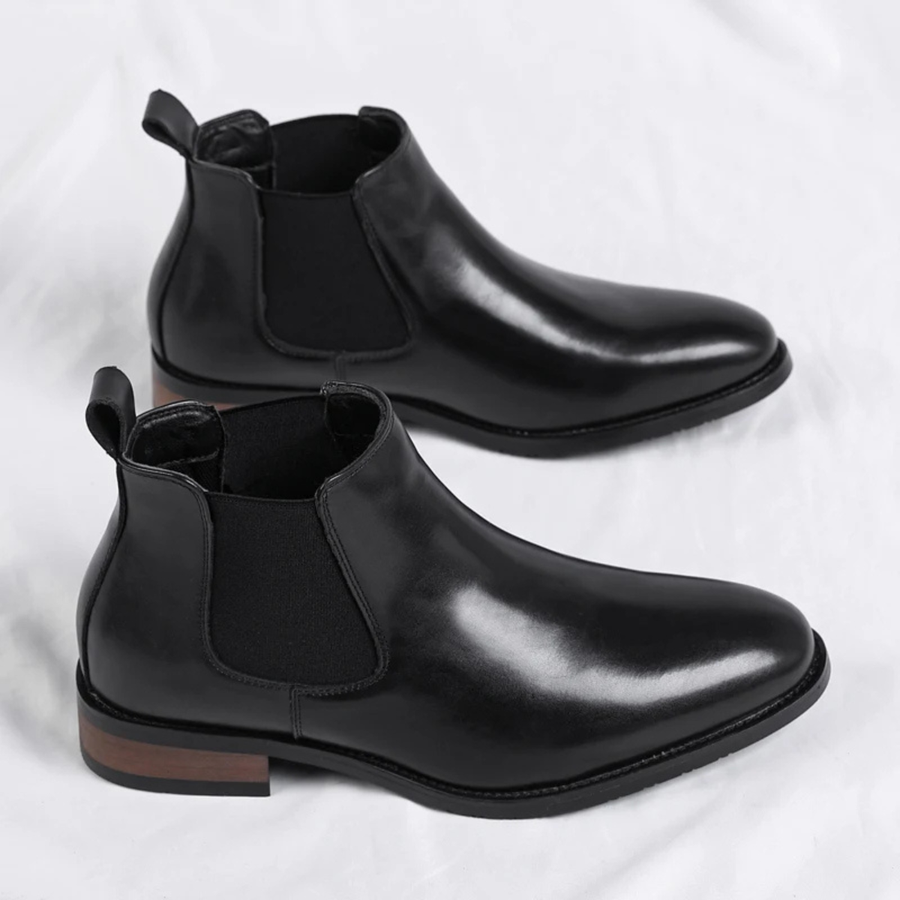 Herren Stiefeletten mit elastischen Seiteneinsätzen und Zuglaschen