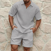 Herren Zweiteiliges Set mit Kurzarmshirt und Shorts mit Struktur