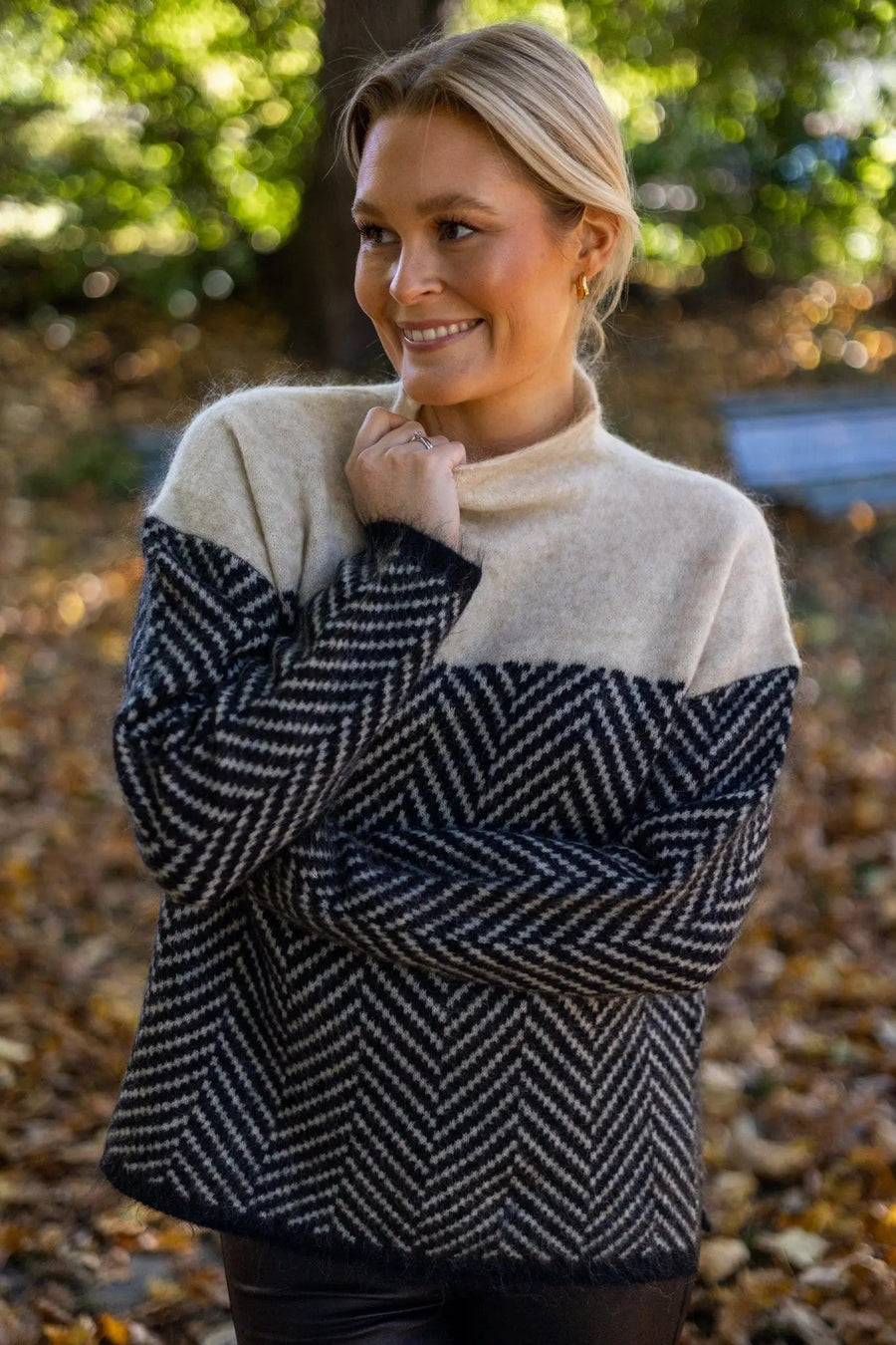 Dory Zweifarbiger Rollkragenpullover aus Baumwolle
