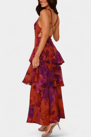 Domenica V-Ausschnitt Chiffonkleid mit eleganten, fließenden Lagen