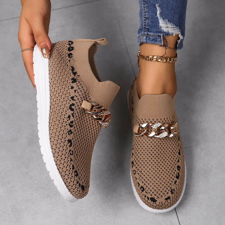Sportliche Damen-Turnschuhe aus atmungsaktivem Stoff mit Zierkette - Mariela