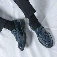 Marineblau