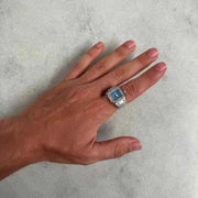 Klassische Edge Ringuhr