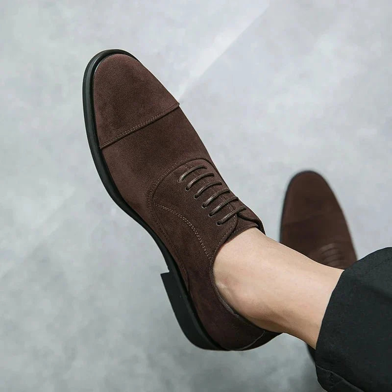 Klassischer Herren Oxford Schuhe Mit Cap-Toe