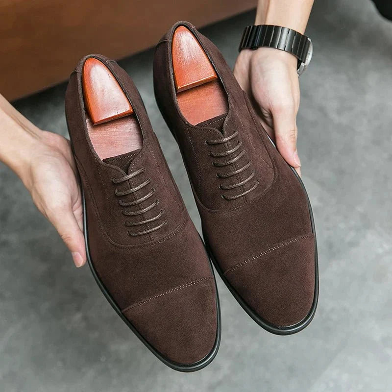 Klassischer Herren Oxford Schuhe Mit Cap-Toe
