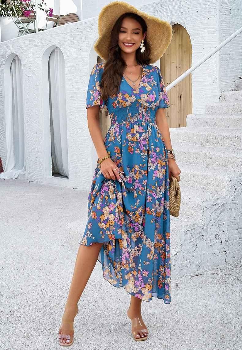 Liliana – Boho Maxikleid mit Blumenprint, V-Ausschnitt & Smoktaille