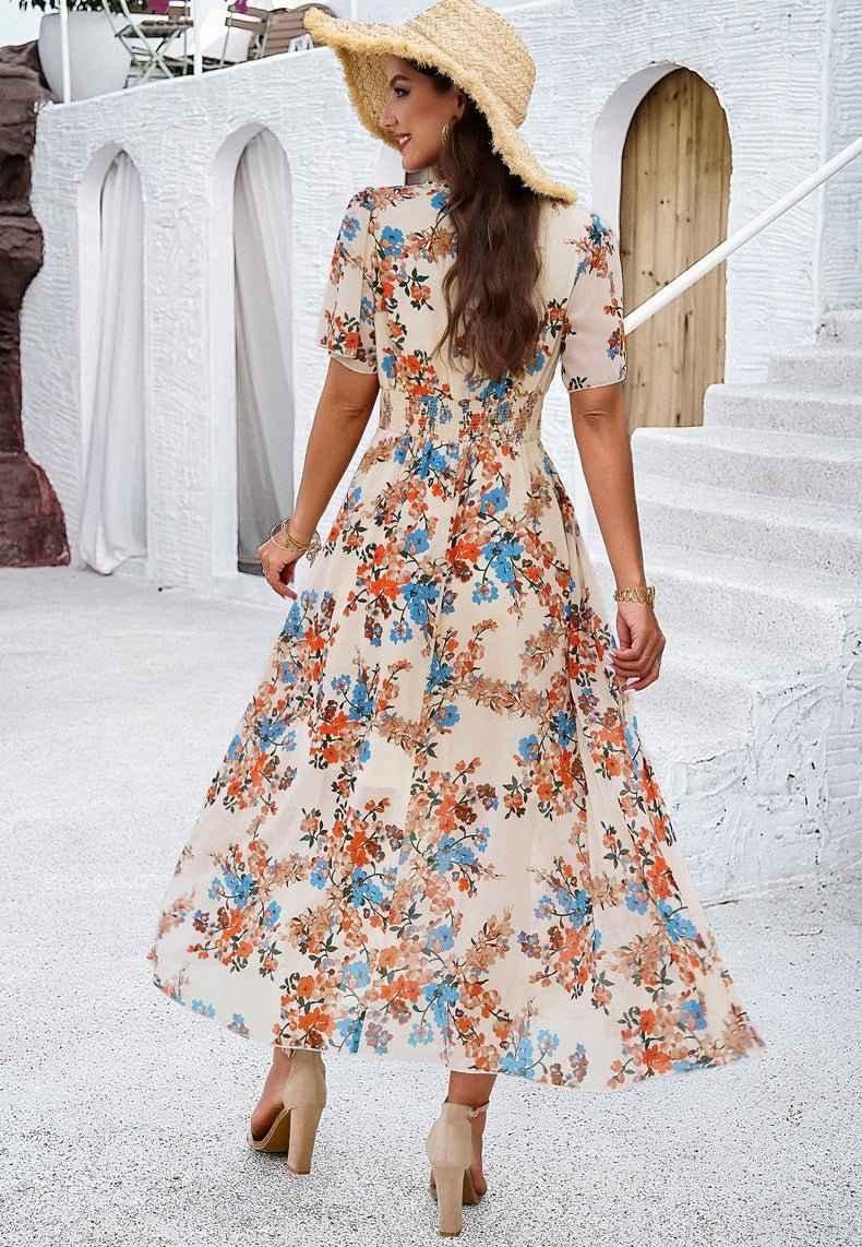 Liliana – Boho Maxikleid mit Blumenprint, V-Ausschnitt & Smoktaille