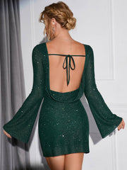 Glitzerndes Rückloses Kleid mit Volants