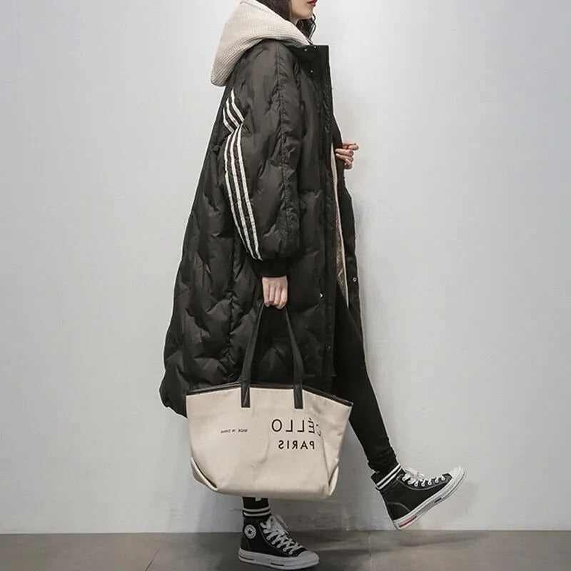 Damen Oversized Daunenmantel mit Kapuze – Stylischer und warmer Wintermantel für kalte Tage