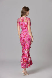 Elfriede | Maxi-Kleid ärmellos mit 3D-Blumen-Applikationen