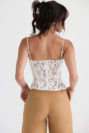 Heidi-Mode | Spitzen Bügelkorsett mit Karamell Relaxed Hosen