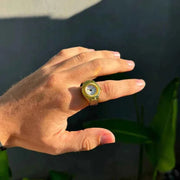 Moderne Muse Ringuhr
