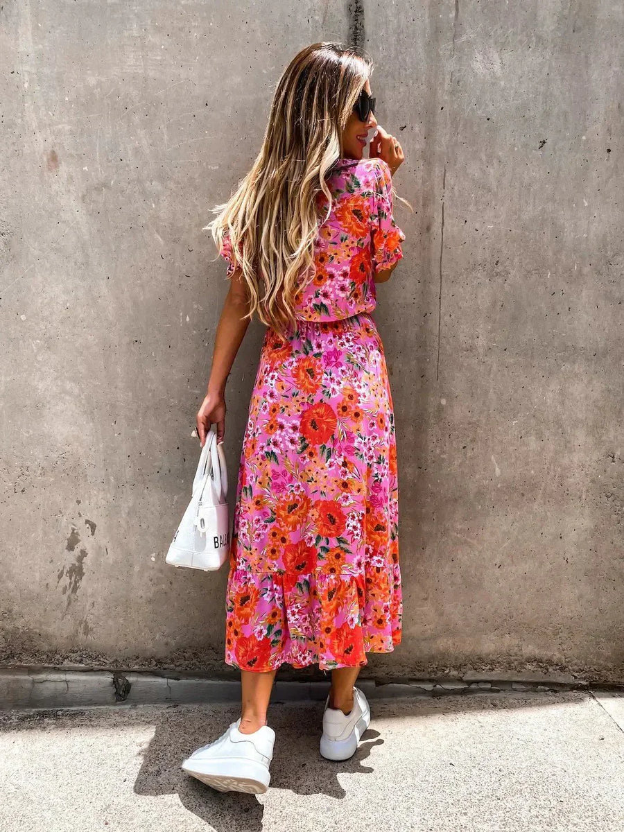 Geblümtes Sommerkleid mit Knopfleiste & Schlitz – Feminin & Bequem