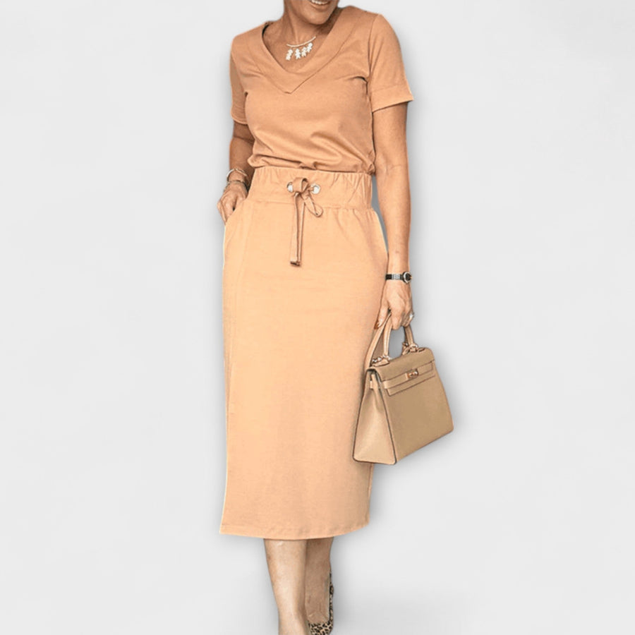 Danielle - Elegantes V-Ausschnitt-Top mit passendem Rock