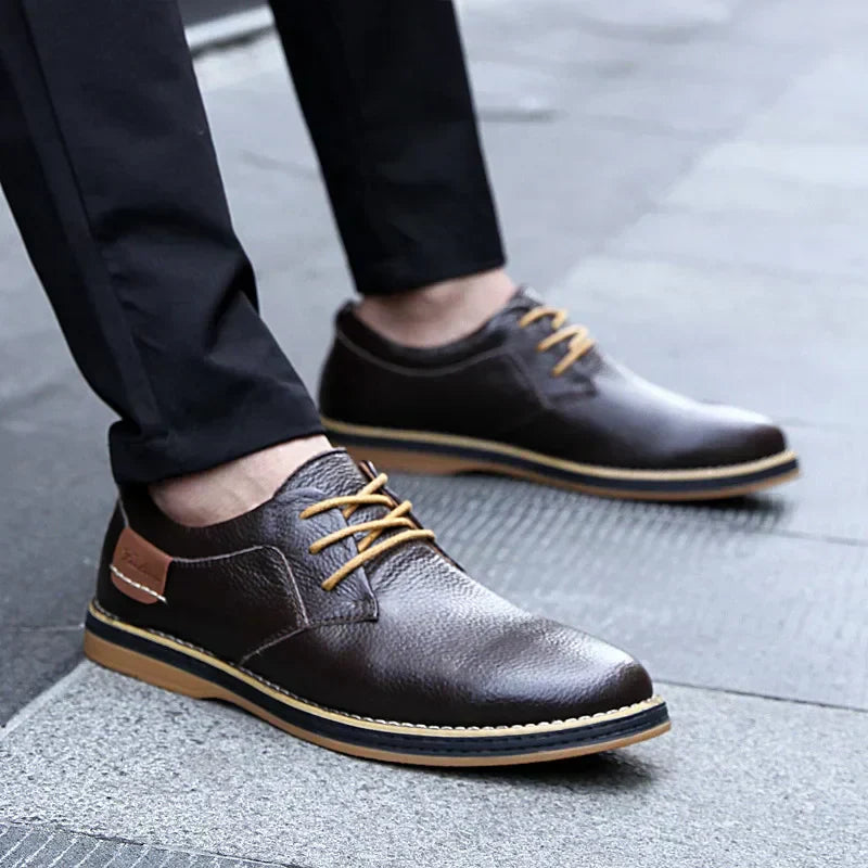 Kostis - Atmungsaktive Lederschuhe