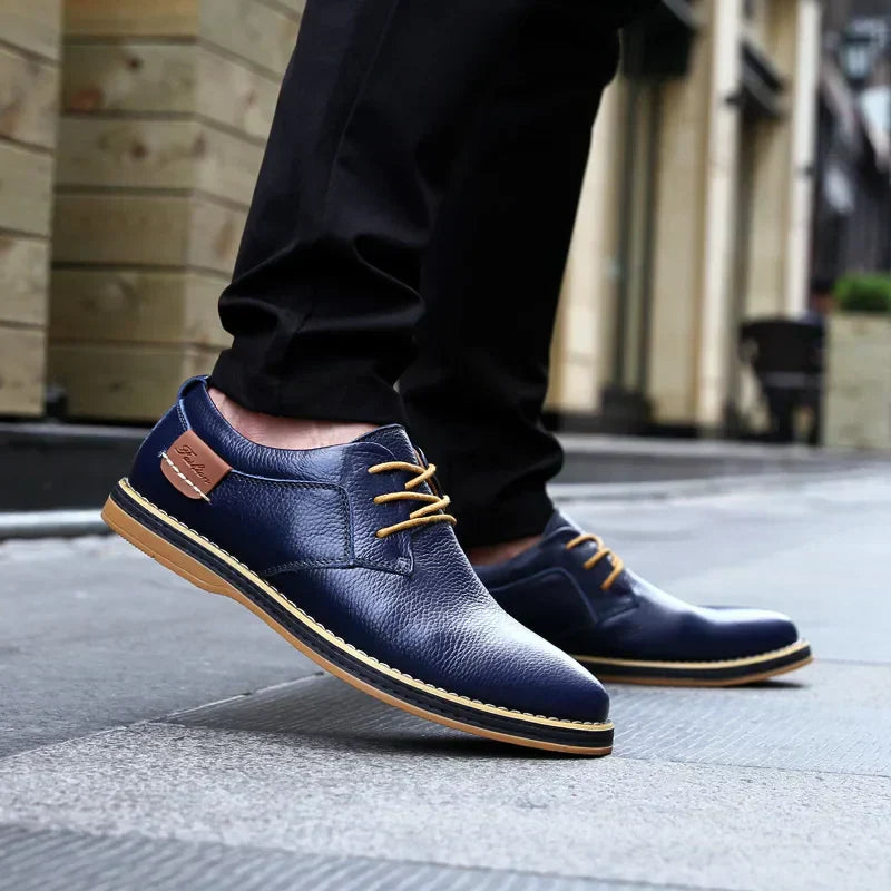 Kostis - Atmungsaktive Lederschuhe