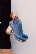 Blau