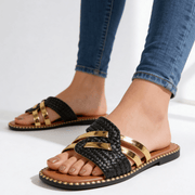 Pantoletten Damen flach mit Riemen und Nieten
