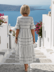 Parisa | Damen Gestreiftes Stufenkleid – Tiered Sommerkleid Streifen Kurzarm 2026