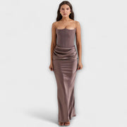 Maxi-Kleid aus Satin ohne Träger mit Drapierung