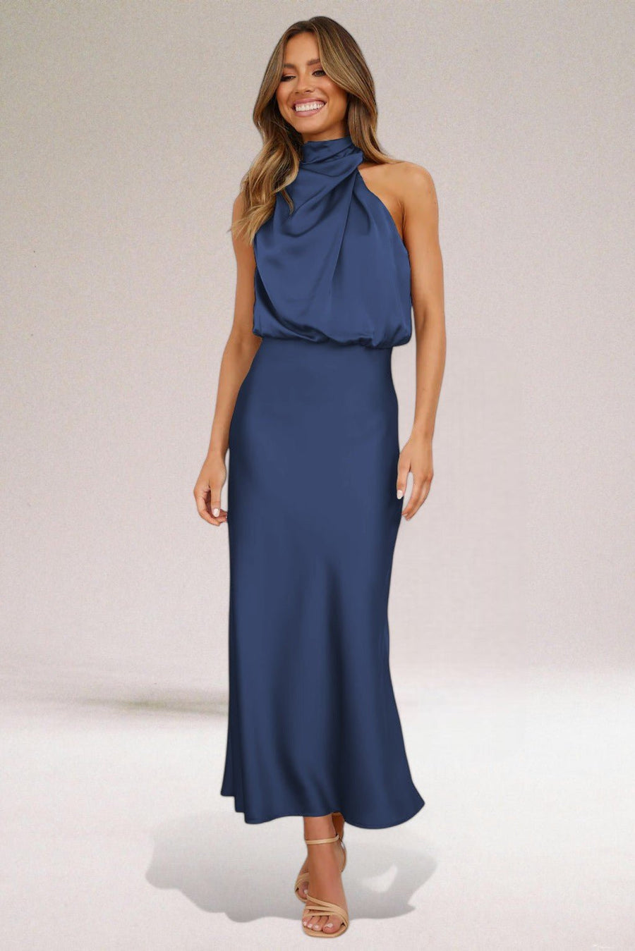 Marie | Plus Size Neckholder Kleid Elegant Satin Abendkleid Lang