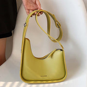 Elegante PU-Leder-Handtasche aus der AKTIVA Essentials Kollektion