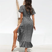 Elegantes | Kleid mit Rüschensäumen und Taillengürtel für dich