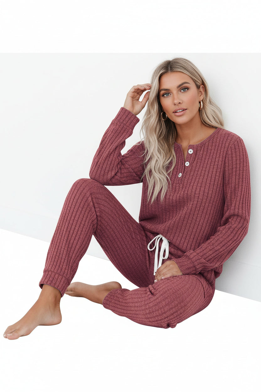Rippenstrukturiertes zweiteiliges Set mit Langarmoberteil und Hose