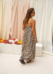 Ina™ | Das Leopard Maxikleid