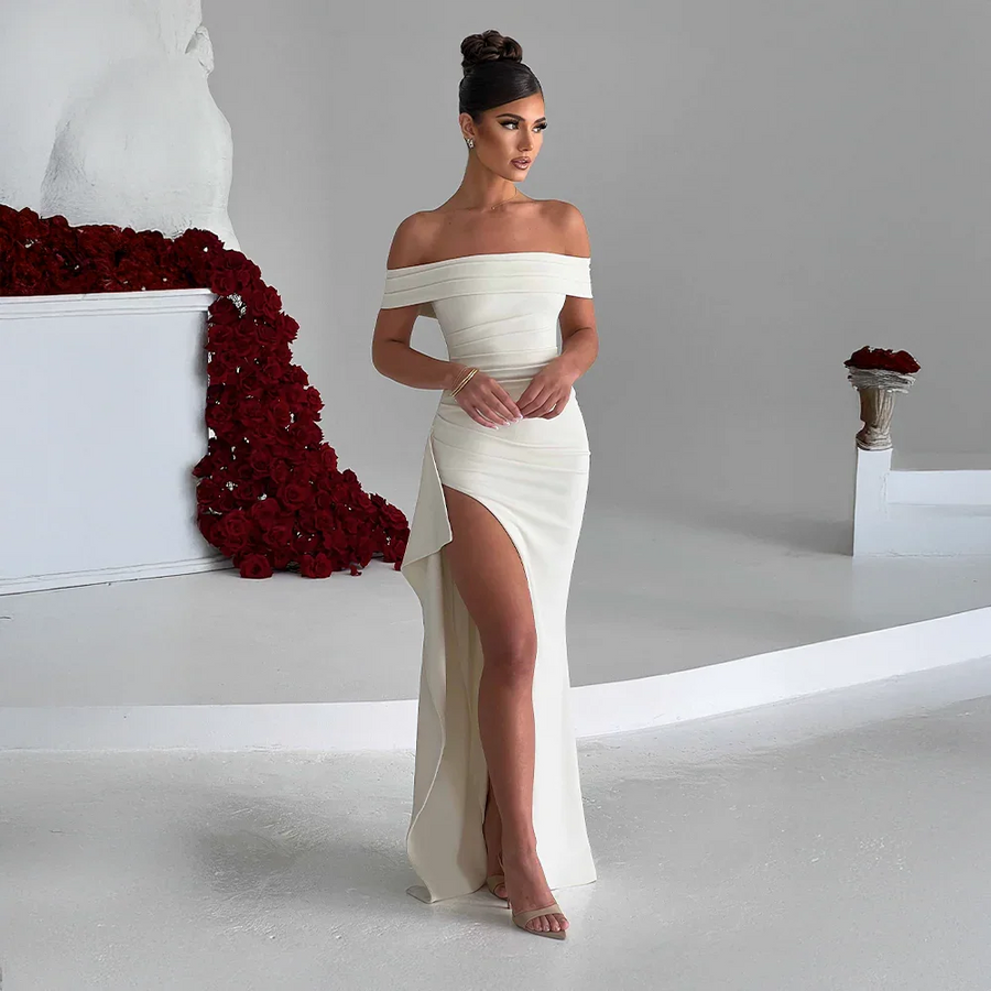 Maxikleid für Damen mit schulterfreiem Ausschnitt und Seitenschlitz